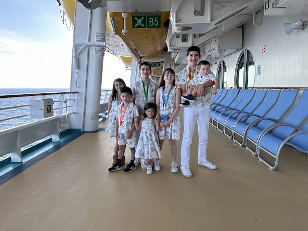 McKenzie family on cruise